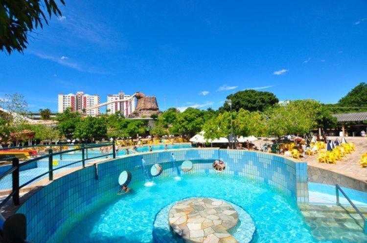 Piazza Diroma Acqua Aparthotel Caldas Novas Exterior photo